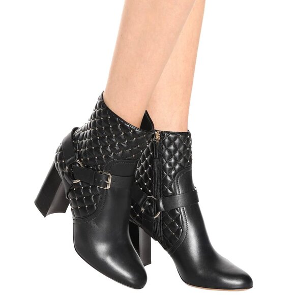 Brand New Valentino Garavani Rockstud Spike Heel Boot in Black Leather, Size 39 - Picture 4 of 11